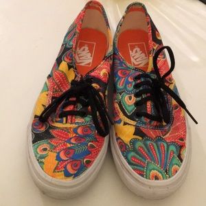 Vans Peacock Unisex Low Top Skate Sneakers